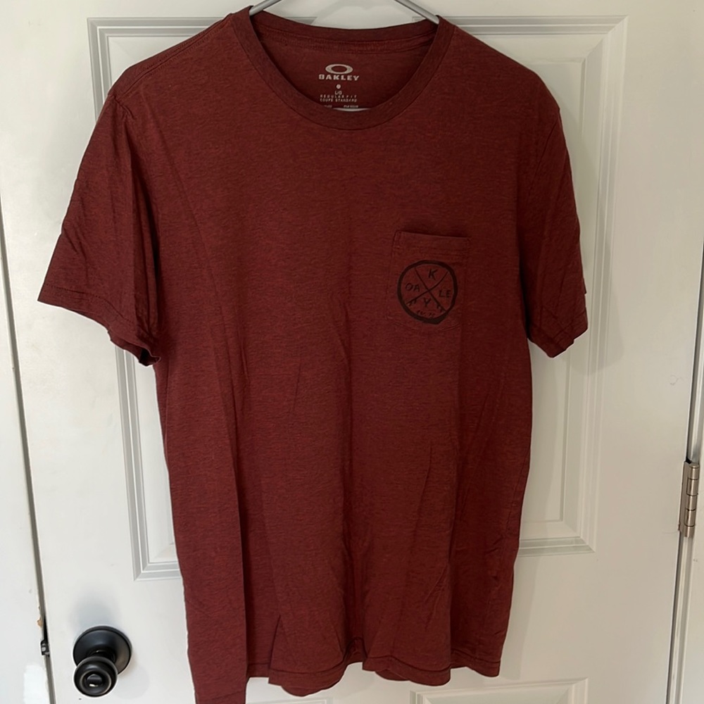 Mens Oakley Tee Shirt